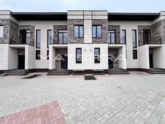 Гатне продаж таунхауса 120м2, підвал 60м2, газ Гатное