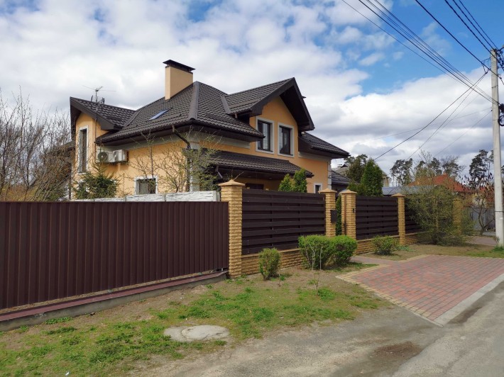 Продаж 2-х поверхового будинку з гаражем, 236 м., 10,5 сотки, Ворзель - фото 1