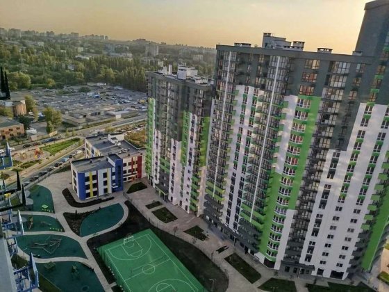 Продаж 3-к квартири вул. Івана Виговського 10л Київ