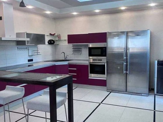 Продаж 4-к квартири вул. Ахматової Анни 13г Київ