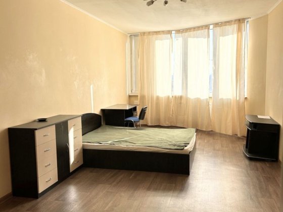 Продаж 1-кімнатної квартири 60 м² із великою кухнею, Харківське шосе, 19а, Дарницький район Київ