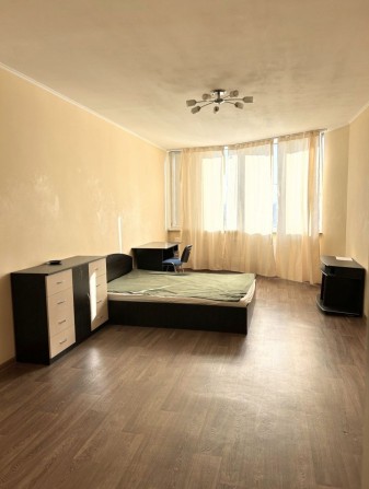 Продаж 1-кімнатної квартири 60 м² із великою кухнею, Харківське шосе, 19а, Дарницький район - фото 1