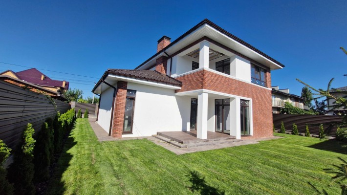 Сучасний будинок у Гатному 175 м2 на 5.75 соток | Відеоогляд - фото 1