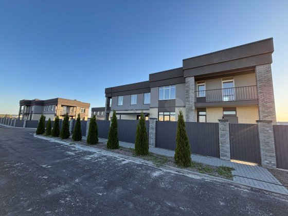 Дуплекс.Будинок 152м2.Святопетрівське.Ділянка 4 сотки. Святопетровское