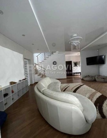 Продаж будинку з ремонтом Гатне Крюківщина до метро Теремки-4 км - фото 1