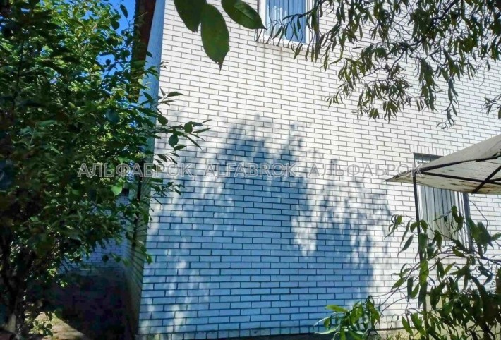 Продаж 2-х поверхового будинку в центрі Крюківщини - фото 1