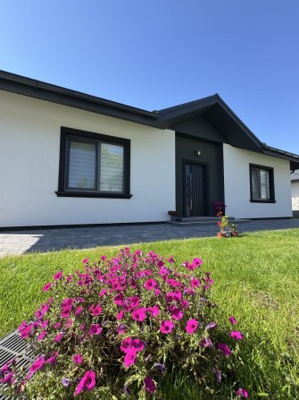 Терміновий продаж! Стильний 3-кімнатний будинок з ремонтом в Ворзелі! - фото 1