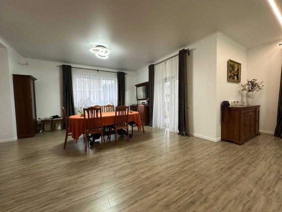 Комфортний дуплекс «під ключ» з кабінетом і гаражем Ворзель