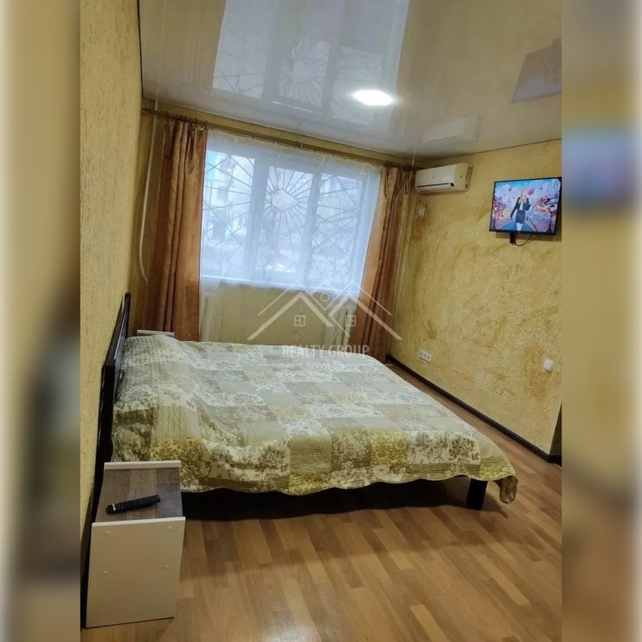 Оренда світлої однокімнатної квартири на Соцмісті - фото 1