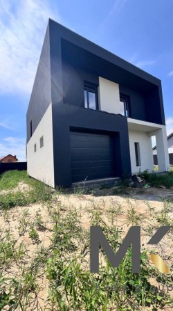 Затишний будинок з гаражем в Білогородці. Без комісії. - фото 1