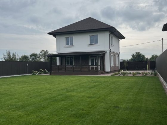 Будинок в Ходосівці в гарному місці Ходосівка