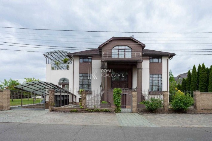 Продаж Будинок 495 м.кв 13 соток КМ Золоче Ремонт Газ Тепловий насос - фото 1