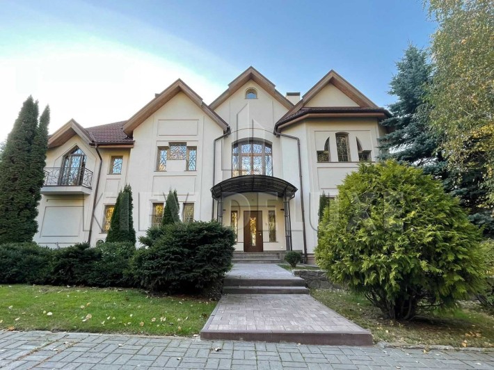 Продажа дома 600 м2 - Гореничи - рядом лес, озеро - фото 1