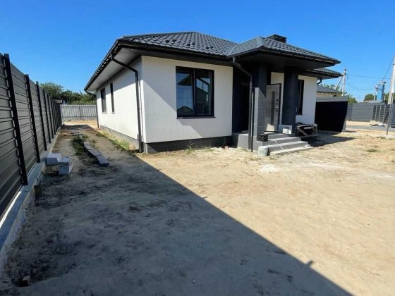 Просторий будинок  105 м² у Нових Петрівцях, 105000$ Нові Петрівці