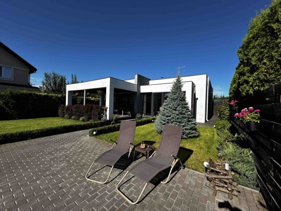 Гореничі будинок в стилі хай тек з мінімальними податками. Гореничі Гореничі