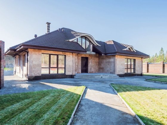 Гореничи, вишукане домоволодіння , поряд із Києвом Гореничі