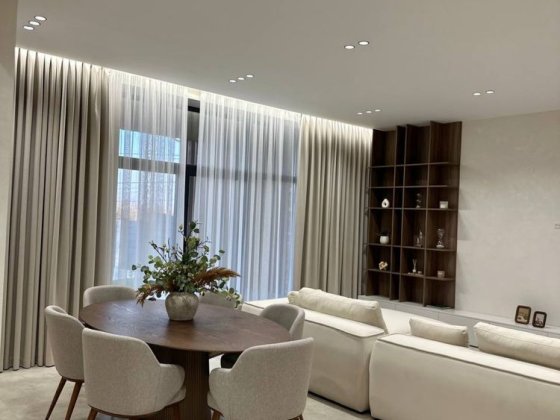 Новий розкішний будинок з ремонтом поруч з Києвом- Віта Поштова Віта-Поштова