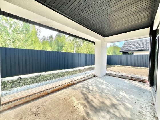 Одноповерховий будинок з терасою, Держпрограми - так Стоянка