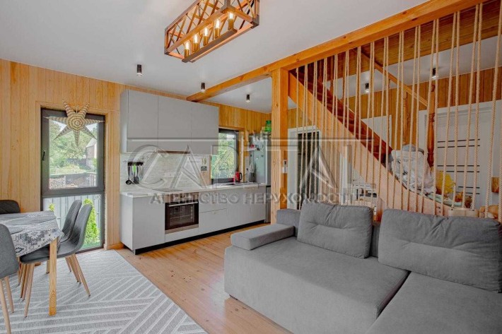 Продам Дом 3к БарнХаус Подгорцы с ремонтом - фото 1