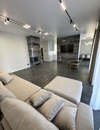 Новенький БУДИНОК зі стильним дизайном. ГАЗ. Закрите котеджне містечко - фото 1