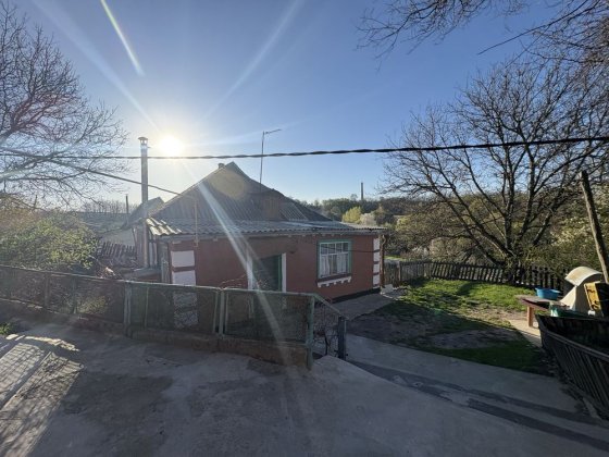 Продам будинок . Місто Богуслав . Богуслав