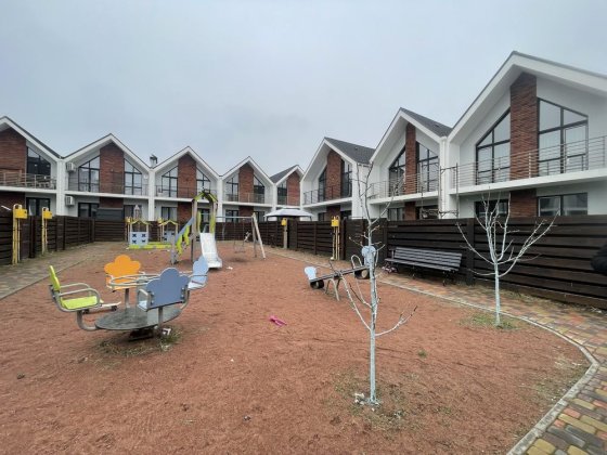 Готовий таун чекає на свого власника. Держпрограми. Стоянка 2 Стоянка