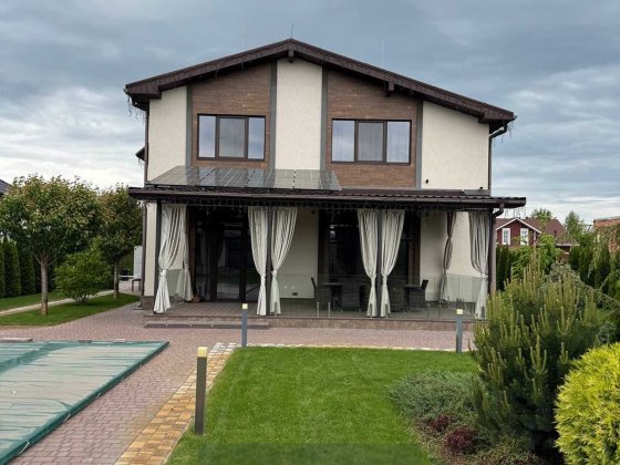 Продаж будинку з басейном в закритому КМ "Бобриця Парк". Ліс, озеро Бобрица