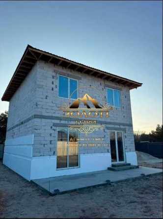 Продаж будинку с.Бобриця, комунікації заведені,поруч ліс,озеро! - фото 1