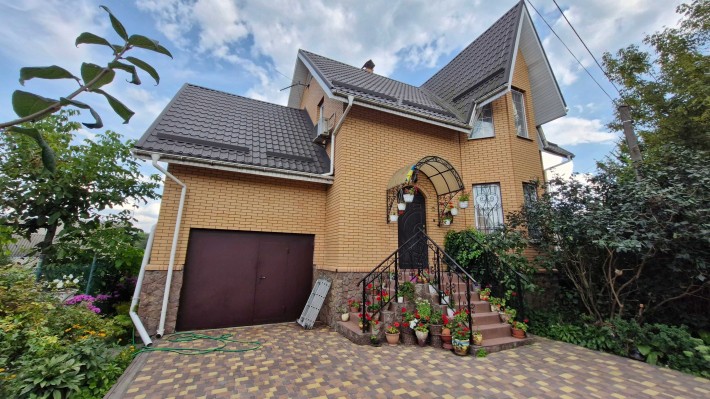 Комфортний будинок 220 м2, 9 сот. Гнатівка, Бучанський р-н, Відеоогляд - фото 1