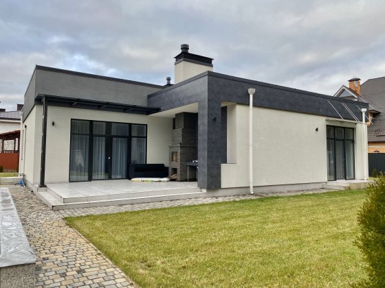 Продажа дома с хорошим ремонтом!Классная планировка!Бассейн Горенка