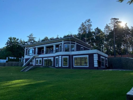 Горенка. От хозяина. Особняк 1039 м2. 1 Га. Озеро Торг до продажи Горенка