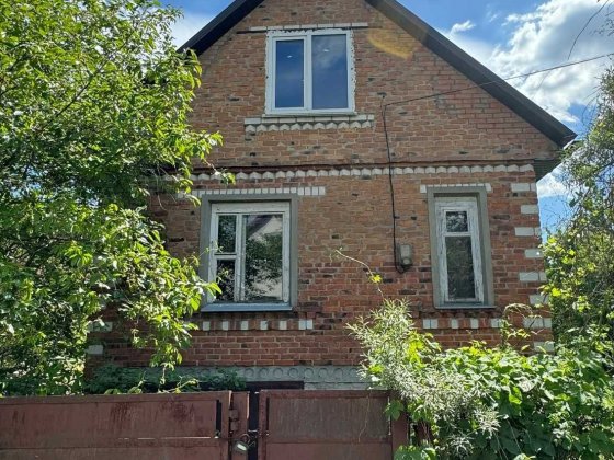 Продам гарну цегляну дачу СТ Ялинка с.Княжичі Княжичи