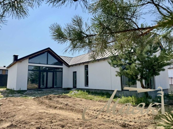 Продаж сучасного одноповерхового будинку 135м2 в с.Іванковичі - фото 1