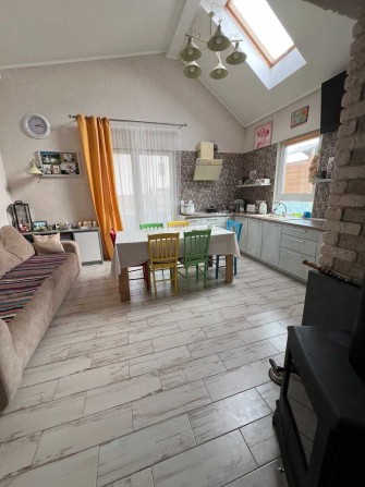 Затишний заміський будинок - фото 1