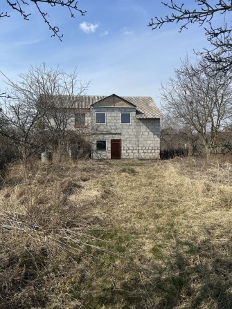 Продам будинок по житомирській трассі, на 22 сотках - фото 1