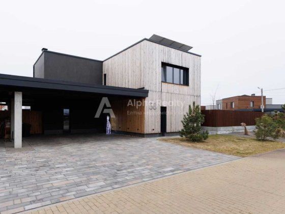 Без% КМ На Щасливій Крушинка loft інвертор 10кВт СПП