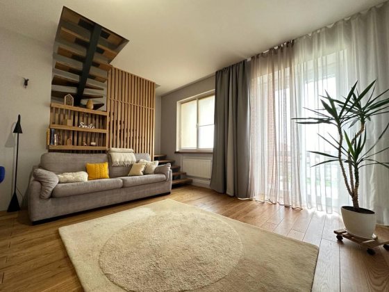 Будинок з ремонтом. Газ, гараж, підвал Михайлівка-Рубежівка