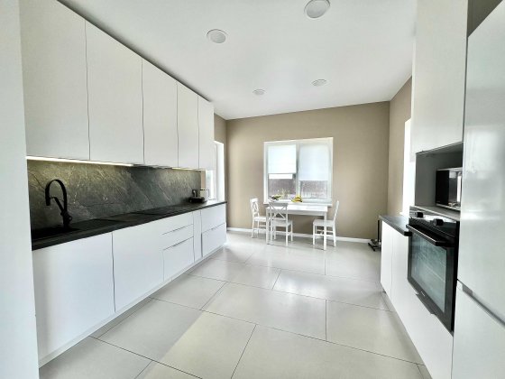 Будинок з ремонтом, технікою. Поруч ліс та озеро, під УСІ ДЕРЖПРОГРАМИ Михайлівка-Рубежівка