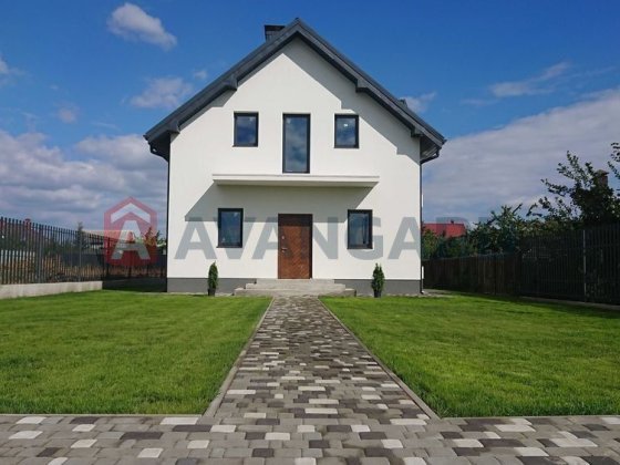 Двоповерховий будинок в с.Путрівка! Путровка