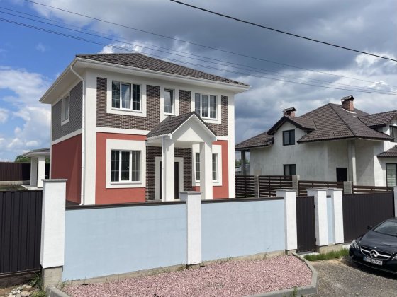 Новий будинок 153 кв м + окремо баня/ тераса;  20 кВт  3 фази ел Юровка