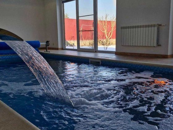 Продаж будинку з власним СПА комплексом та басейном Шпитьки