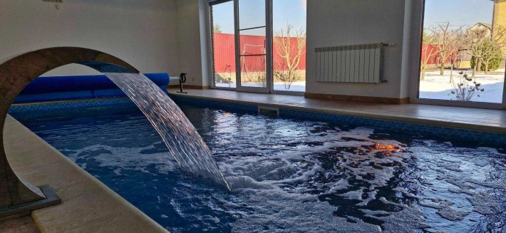 Продаж будинку з власним СПА комплексом та басейном - фото 1