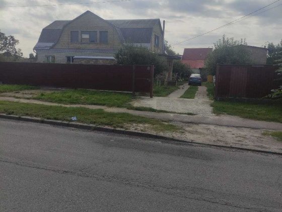 Продам затишний будинок сімейного типу Ясногородка