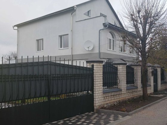 Продам будинок в самому екологічно чистому місці міста. Подгайцы