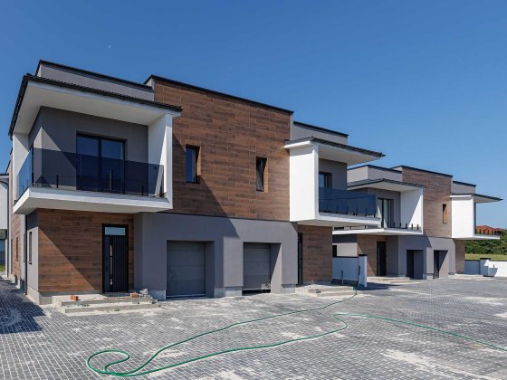 Продаж котеджів в Сокільниках біля озера Козацька рада Сокольники