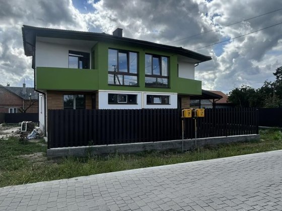 Продаж ЗБУДОВАНОГО КОТЕДЖУ у центрі Зимної Води! Без комісії! Зимняя Вода