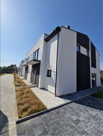 Продаж котеджів Зубра (Сихів) - фото 1