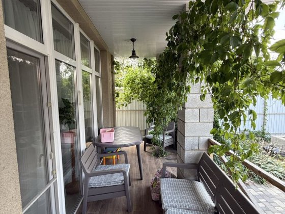 Продам дом с ремонтом и техникой, 2 этажа, 5 км от Одессы