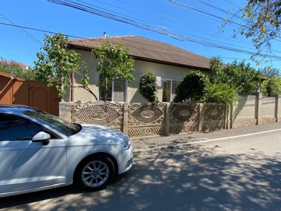 Продам  дом ( дуплекс ) в центре  ОВИДИОПОЛЯ Овидиополь