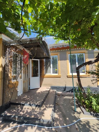 Отличный дом с мебелью в продаже. - фото 1